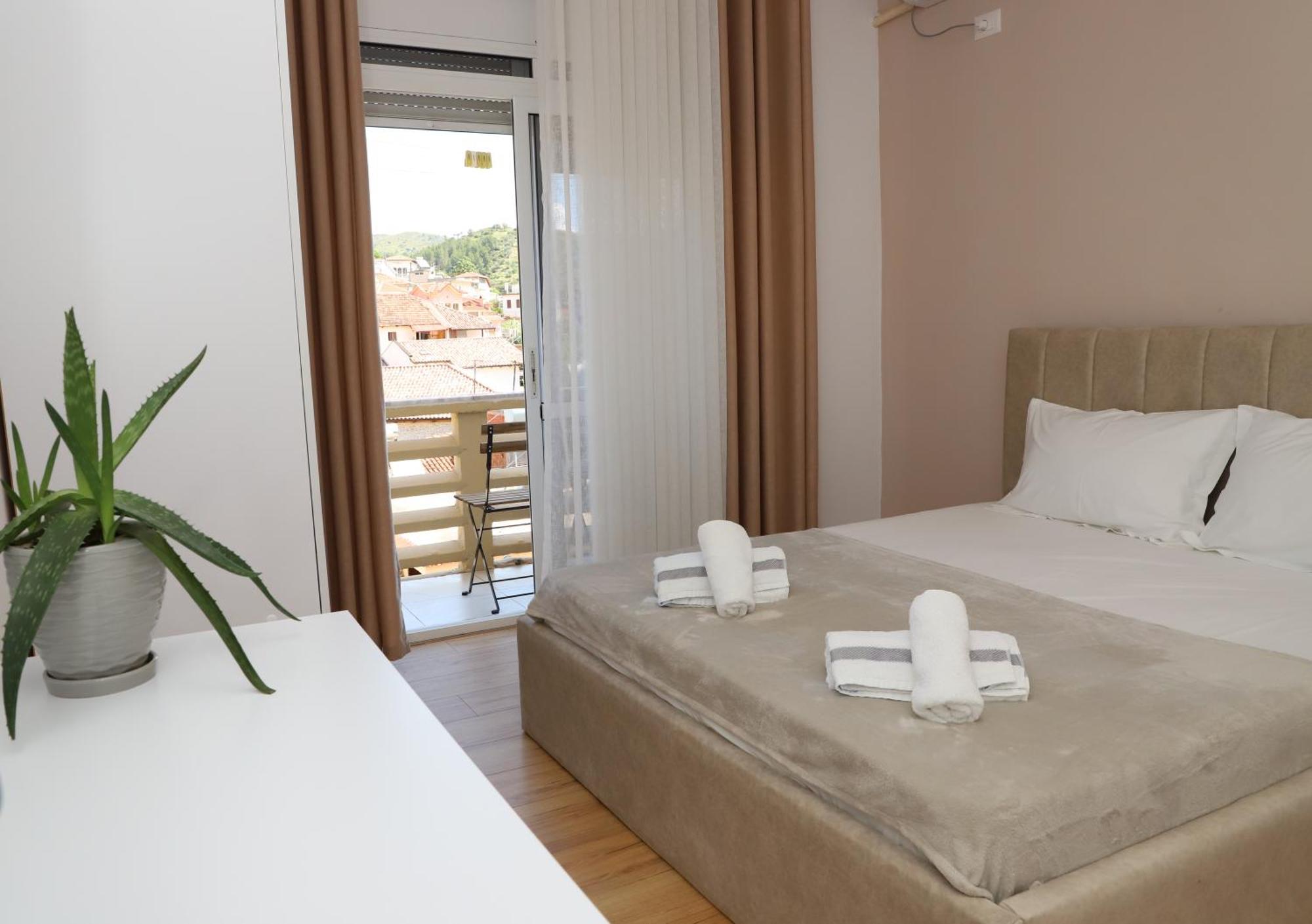 Beratinus Apartment In Berat Center ภายนอก รูปภาพ
